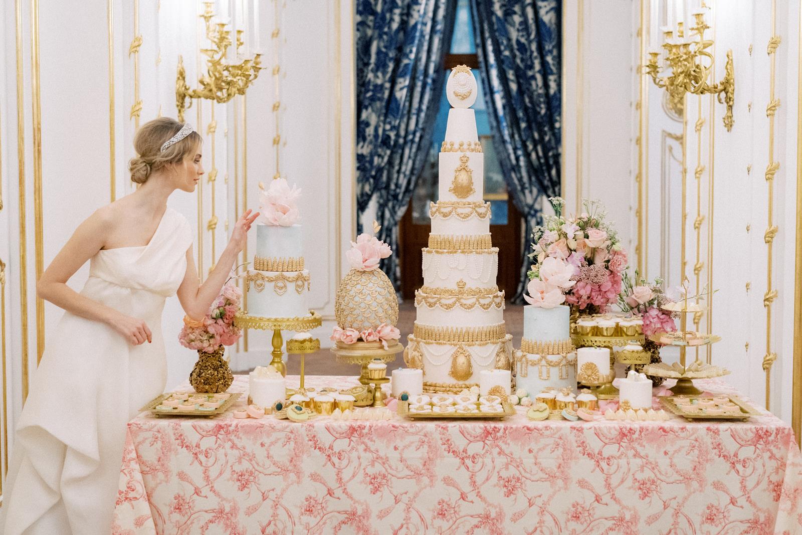 Luxury Wedding Cakes Planned and Styled by La Fete