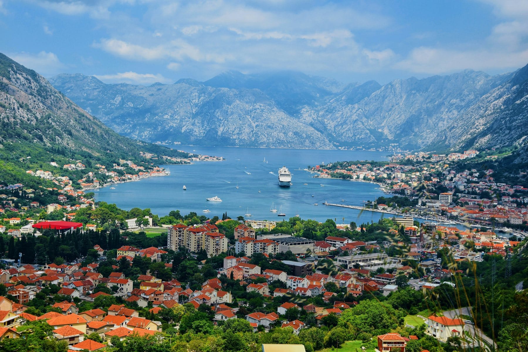 Let La Fete plan your wedding in Montenegro